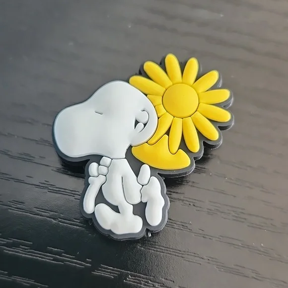 Peanuts Character Inspired Croc Shoe Charms (Set of 13) - Picture 3 of 14